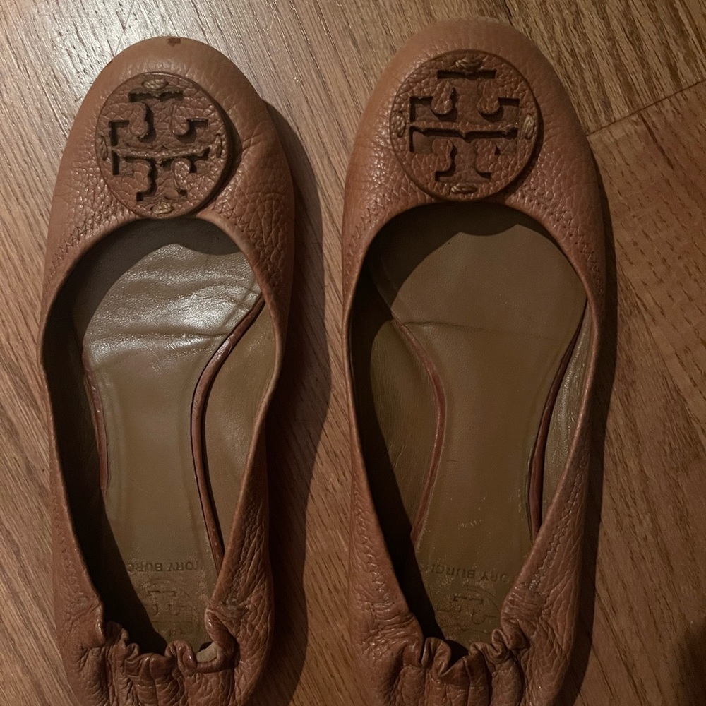 Tory Burch Tan Leather Loafers